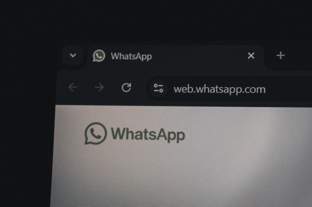 cara keluar dari whatsapp web