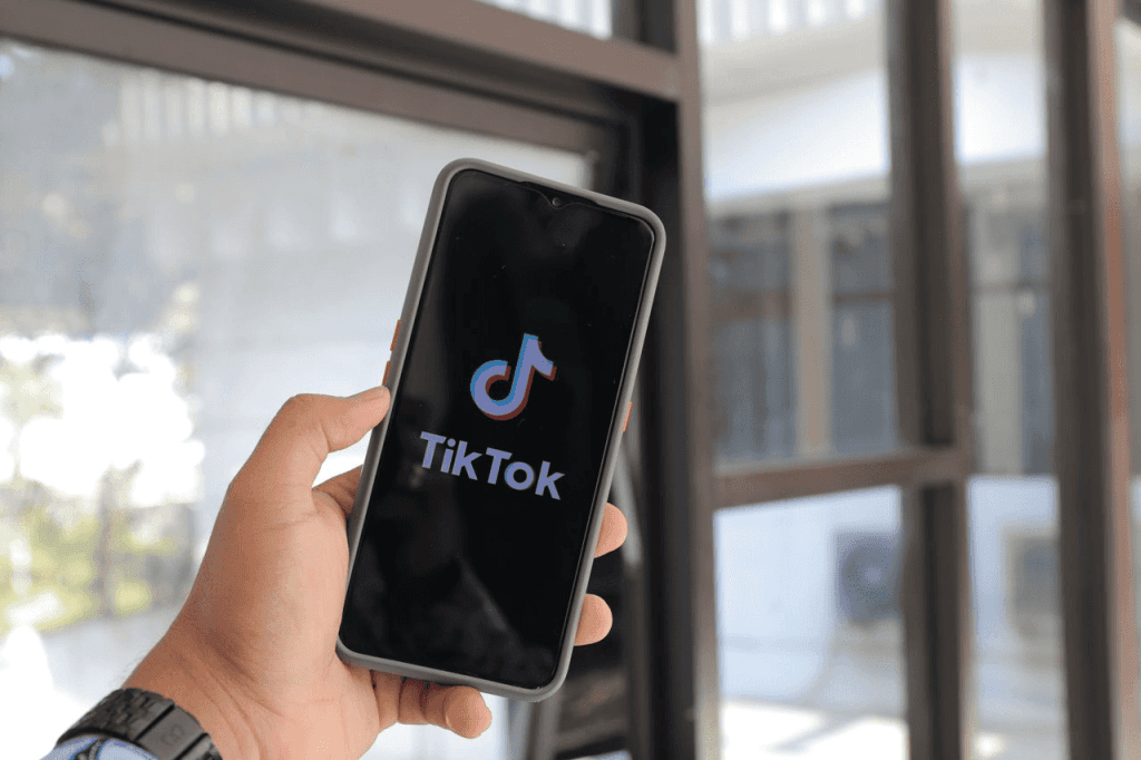 cara mengganti tanggal lahir di tiktok