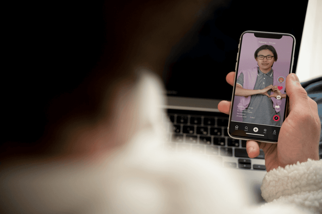 perbedaan tiktok dan tiktok lite