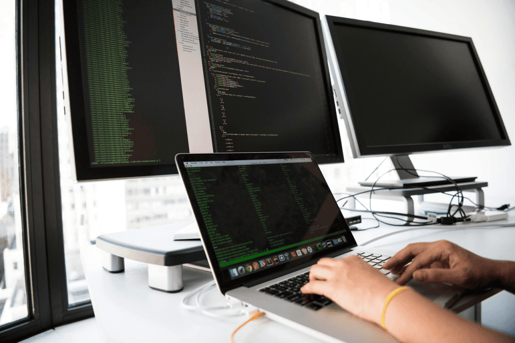 MacBook air untuk programmer